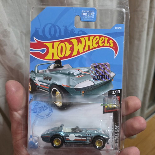 Hot Wheels Corvette Grand Sport Roadster STH Factory Sealed 2021 Set