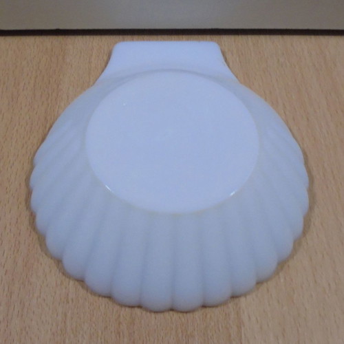 Cinzano Vermouth old promotional opaline bowl used shell-shaped