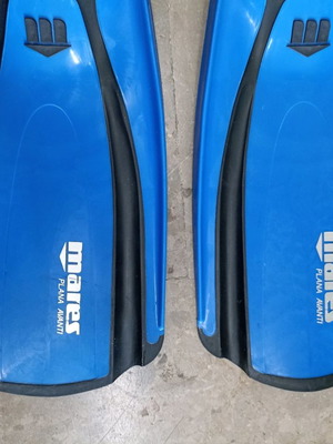 Mares Plana Avanti fins new, adjustable open heel