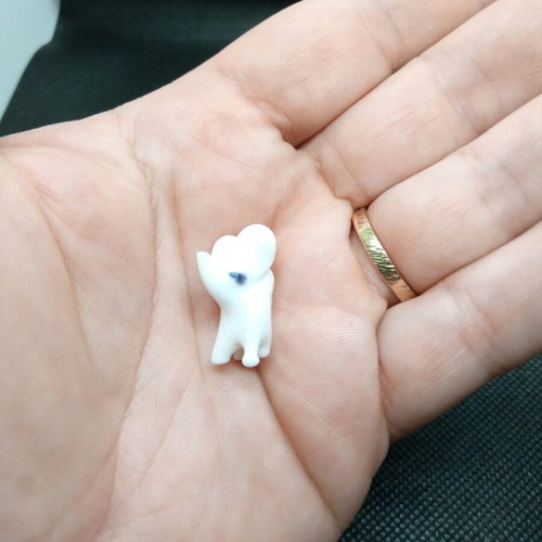 Porcelain elephant white miniature like new for crafts