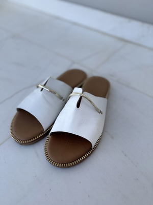 White flat sandals slides with gold detail size 40 used
