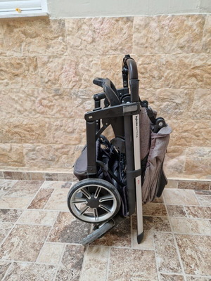 Καρότσι Inglesina Aptica 3 in 1 μεταχειρισμένο με καλαθούνα και καθισματάκι αυγό