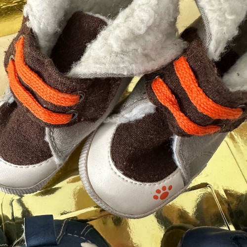 Newborn shoes like new, set of 5 pieces