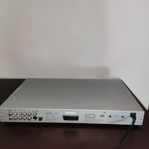 Bluesky DVD player used with minor scratches