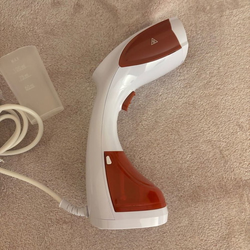 Vertical steam iron like new with all accessories