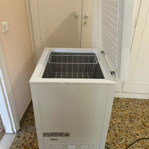 Tesla 142lt freezer, new