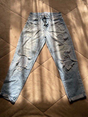 Light blue denim jeans size 28 used in very good condition
