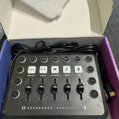 Live sound card new sealed audio card for TikTok livestream effects
