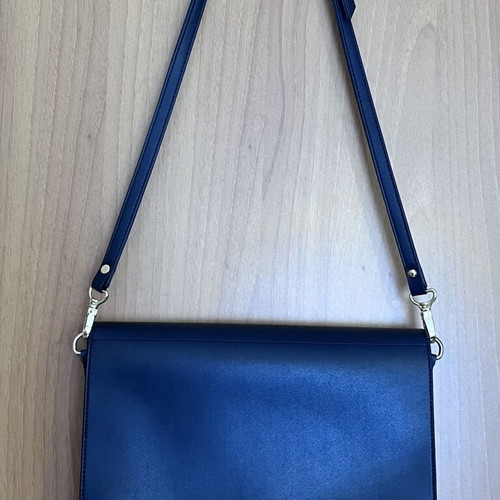 Elizabeth George Metallic Blue Shoulder Bag 2 in 1 new