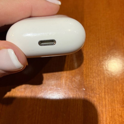 AirPods case used