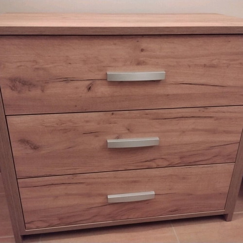 Nadokidz chest of drawers like new
