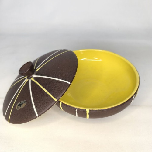Vintage ceramic bowl with lid Jasba, like new, 1960s design