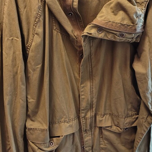 Pull & Bear men's jacket size L like new, khaki with hood