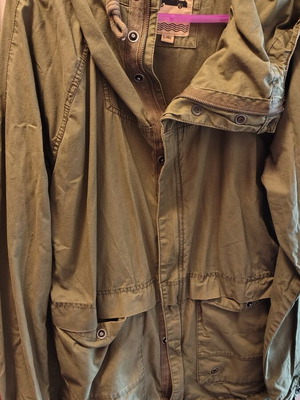 Pull & Bear men's jacket size L like new, khaki with hood