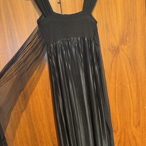 Black dress like new, sizes M and L