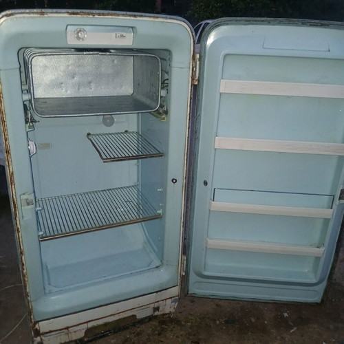 Westinghouse refrigerator used, collectible from 1950 with wear