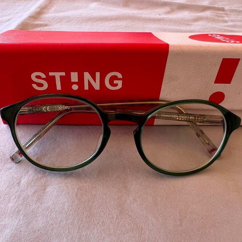 Sting children's prescription glasses used, green color