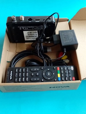 Nova equipment like new with decoder and remote control
