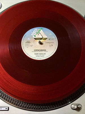 Barry Manilow Copacabana / Mandy vinyl used, red, 12" 45 RPM