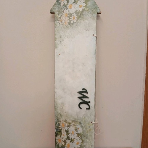 Wooden wedding decorative arrows like new