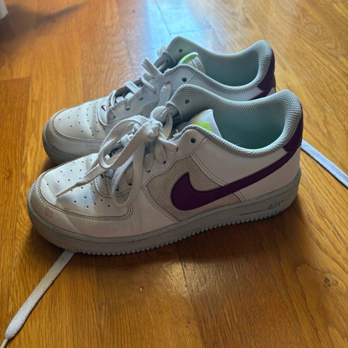 Nike Air Force 1 sneakers used, size 38, white, narrow fit