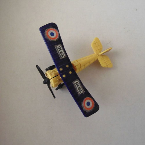Collectible miniature airplanes like new, pack of 5