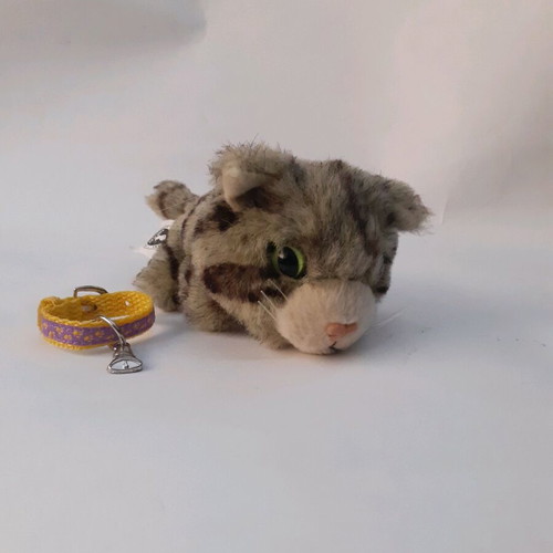 Stuffed cat used, small