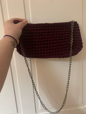 Knitted burgundy shoulder bag new, handmade