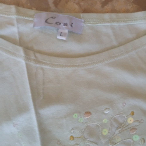 Women's blouses used, pack of 3, sizes large and extra small