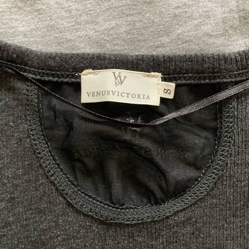Venus Victoria cardigan like new, gray, size S
