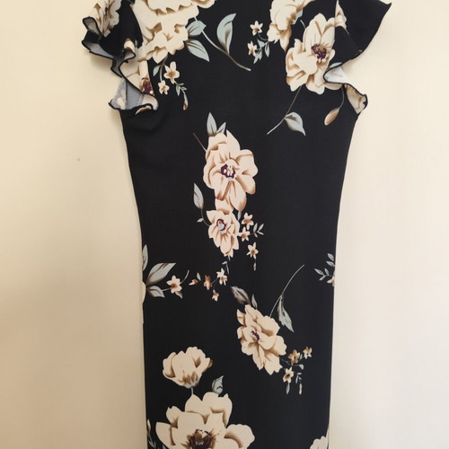 Black floral dress size Large like new