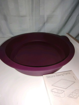 Tupperware Round Silicone Mold New