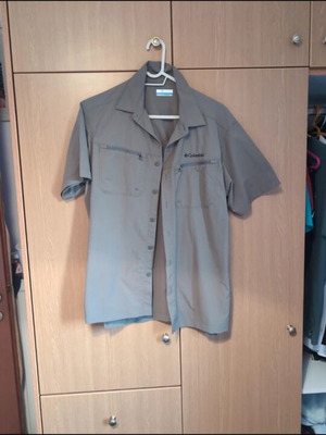 Columbia men's dress shirt, brand new, green, one size