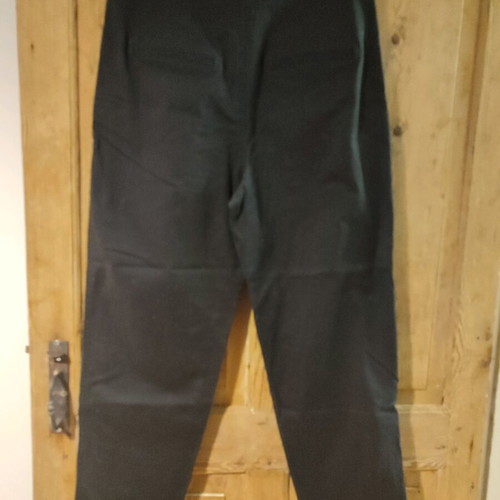 Black high-waisted Mango pants like new with belt