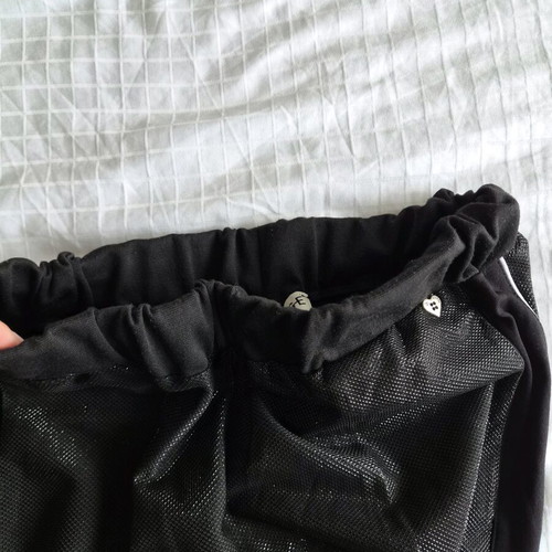Please pants used, size M, black with wear