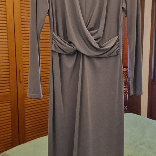 Draped dress with long sleeves Medium like new, gray