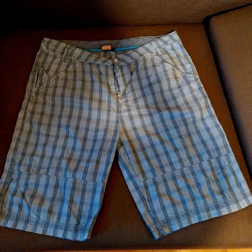 Brunotti men's shorts XL like new, checkered grey