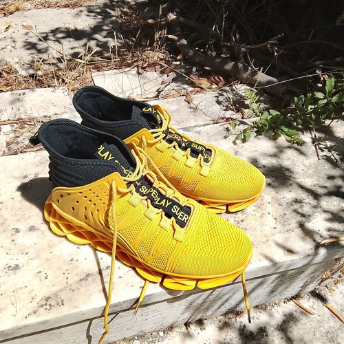 Superplay Athletic Shoes like new, gym and basketball