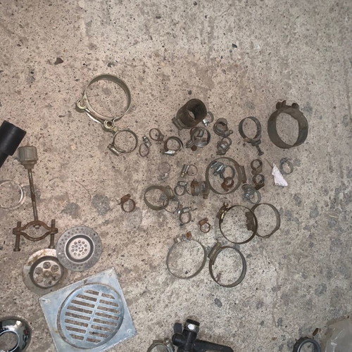 Various old hydraulic parts used