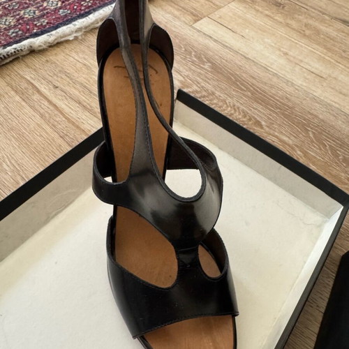 Giuseppe Zanotti high heel sandal new, size 40, black