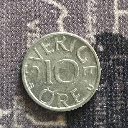 Sweden 10 Ore Coin 1978 like new