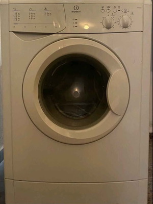 Πλυντήριο ρούχων Indesit σε άριστη κατάσταση, 5 kg, λευκό