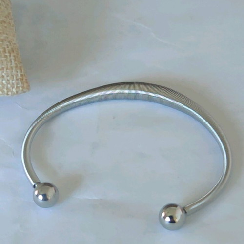 Handcuff bracelet new made of silver steel
