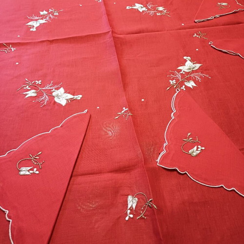 Table linens set of 3 new with napkins, 100% cotton Italy