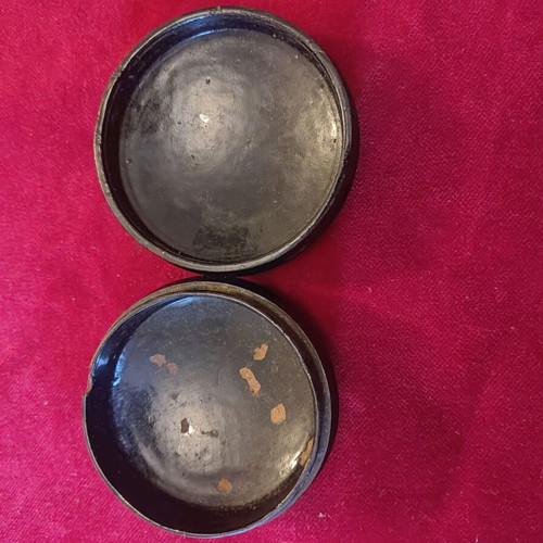 Japanese papier-mâché oval box used, 1880, with decoration