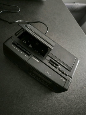 Siemens RG 405 Q6 vintage ξυπνητήρι με ραδιόφωνο και κασετόφωνο μεταχειρισμένο