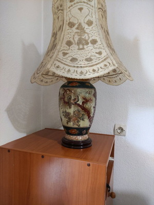 Table lamp Chinese decorative large like new with lampshade