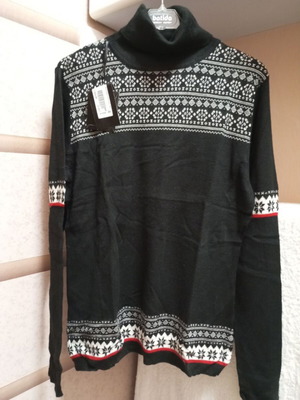 Women's Rannia turtleneck sweater Italy new with black and white pattern