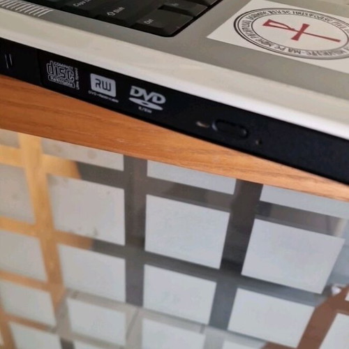 Dell Inspiron 1501 laptop used, no ram, with internal disk