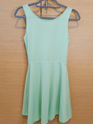 H&M short dress with small back opening size S like new, green